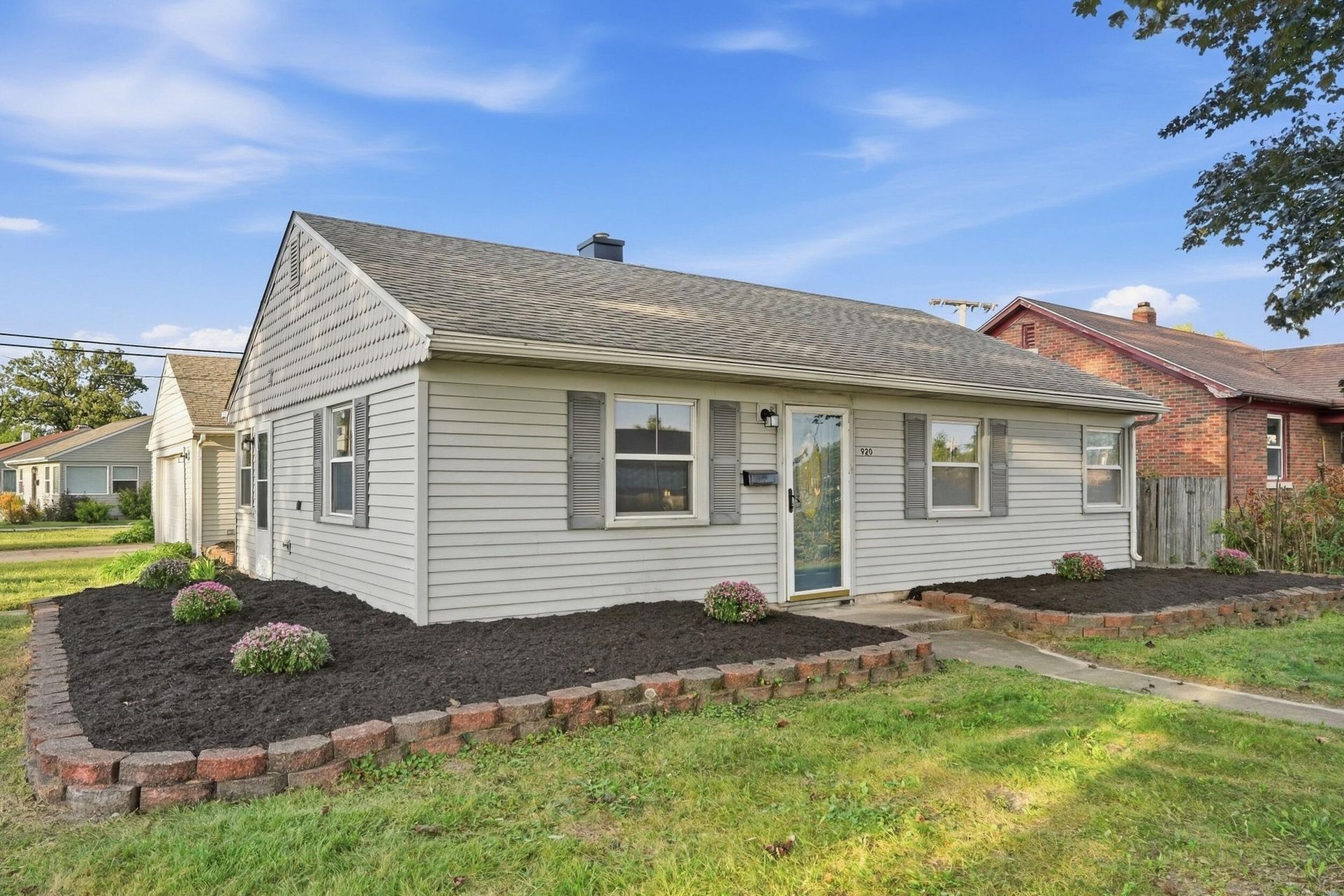 920 W Old Ridge Road, Hobart, IN 46342 Main Photo