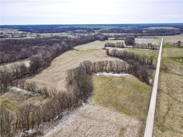 NW 401 Road, Chilhowee, MO 64733
