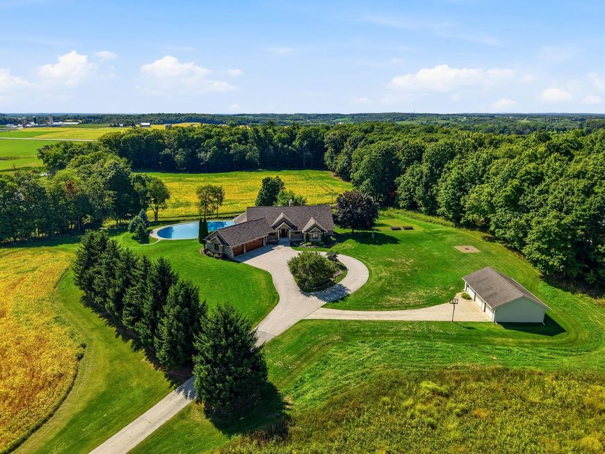 Main Photo