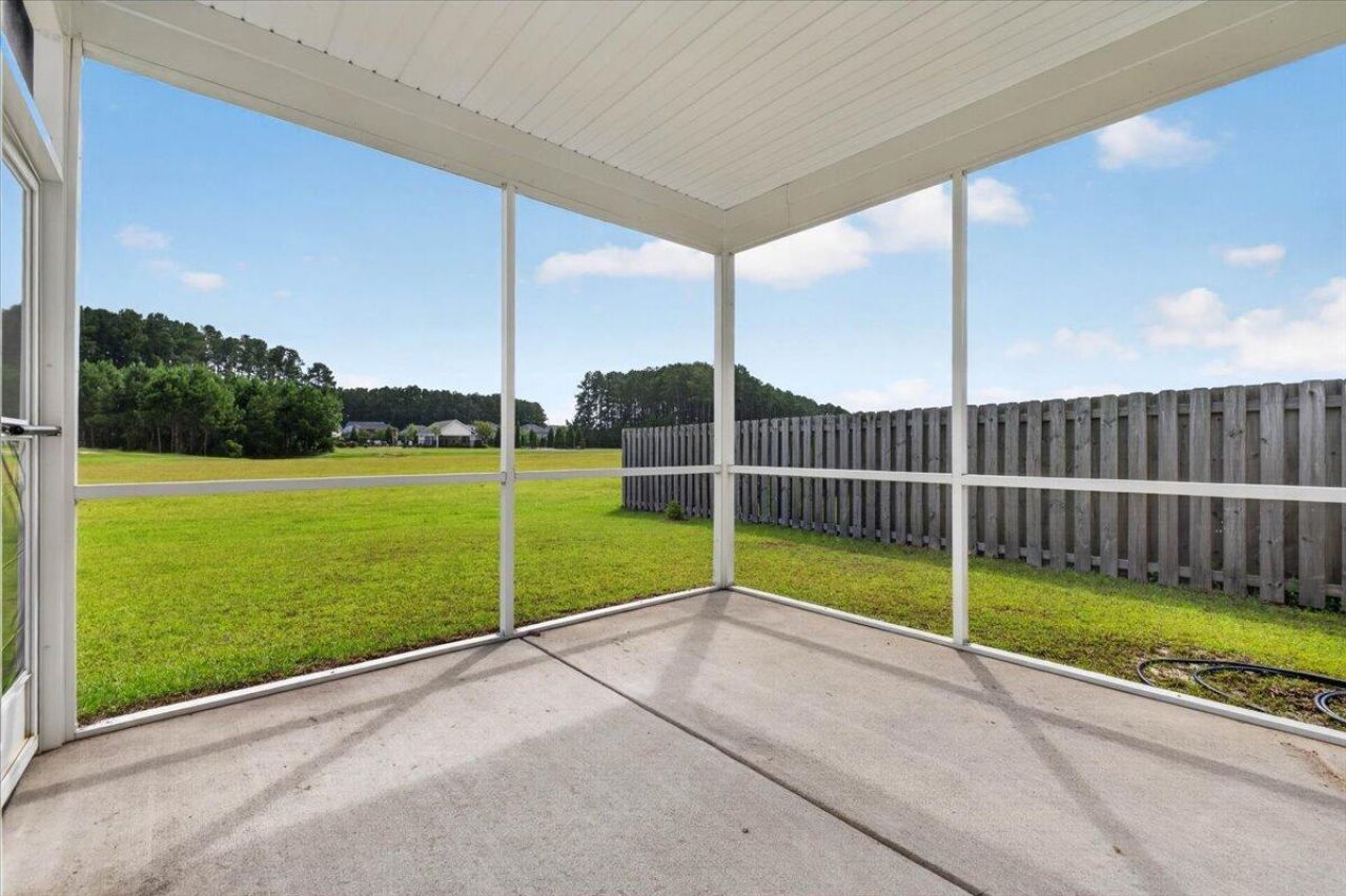 454 Sanctuary Park Drive Photo 25