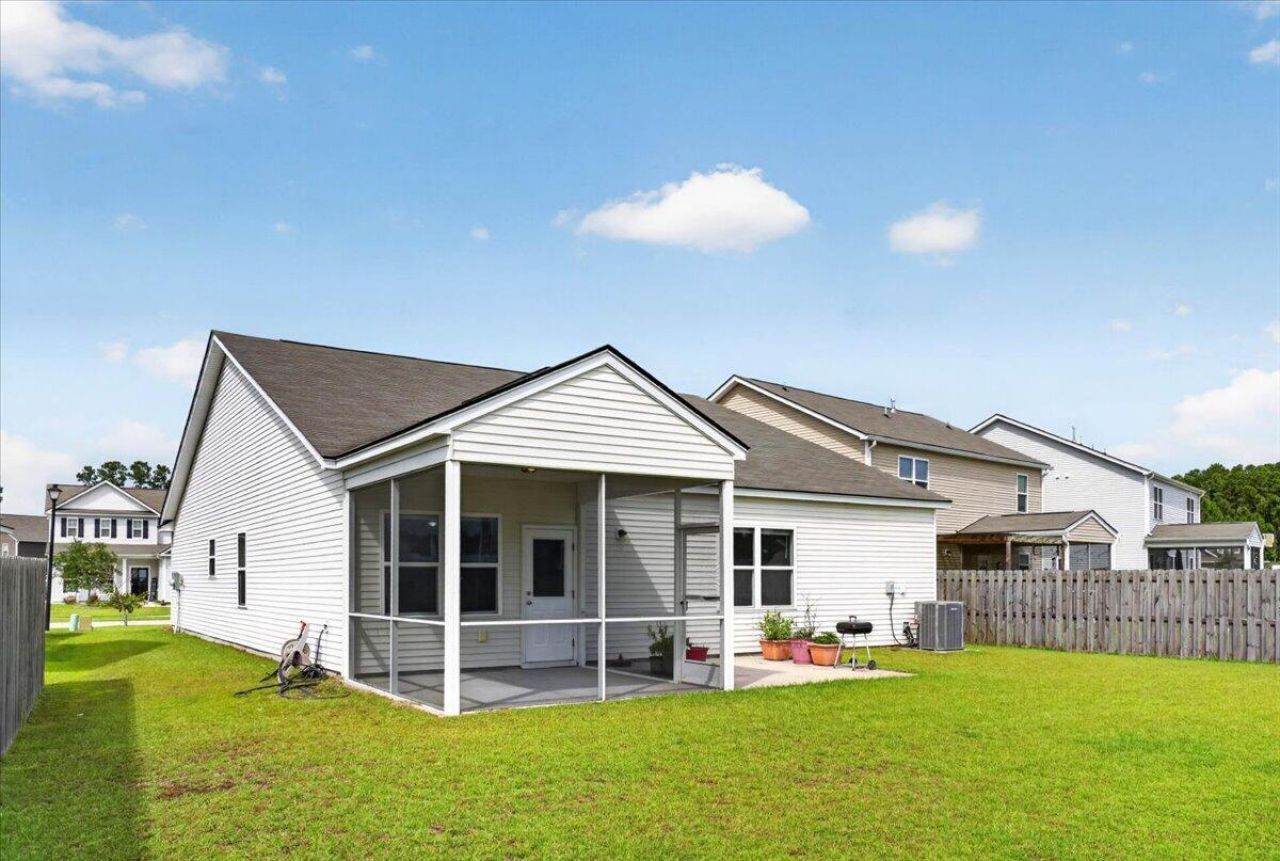 454 Sanctuary Park Drive Photo 30