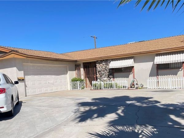 2613 ARENAS Street, Las Vegas, NV 89102