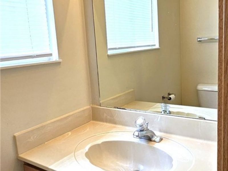 782 Orchard Street, Unit 3, Wadsworth, OH 44281 Photo 8