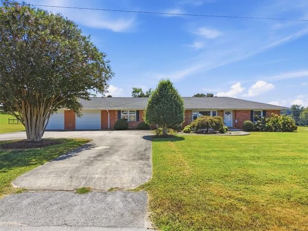 735 Edgewood Drive, Sparta, TN 38583