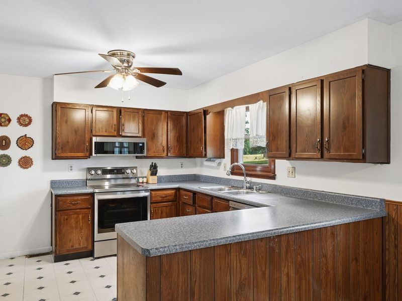 144 Stoney Ridge Drive SW, Pataskala, OH 43062 Photo 17