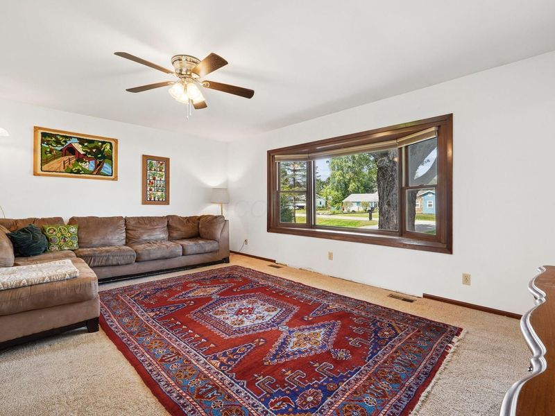 144 Stoney Ridge Drive SW, Pataskala, OH 43062 Photo 9