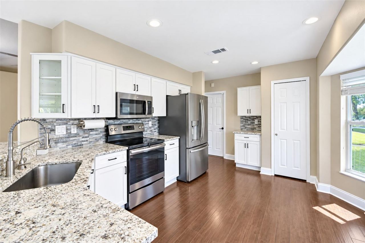 3623 E 62nd Avenue, Bradenton, FL 34203 Photo
