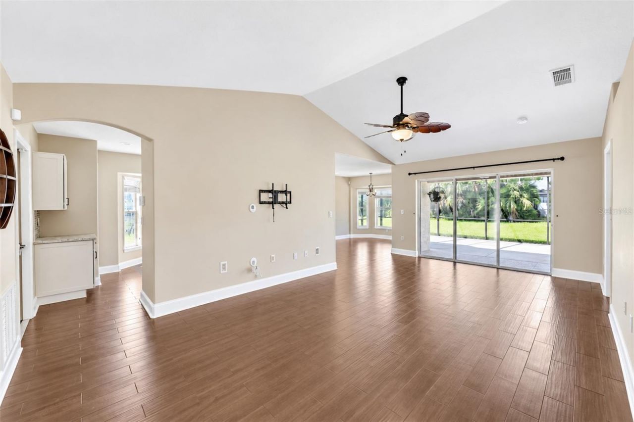 3623 E 62nd Avenue, Bradenton, FL 34203 Photo