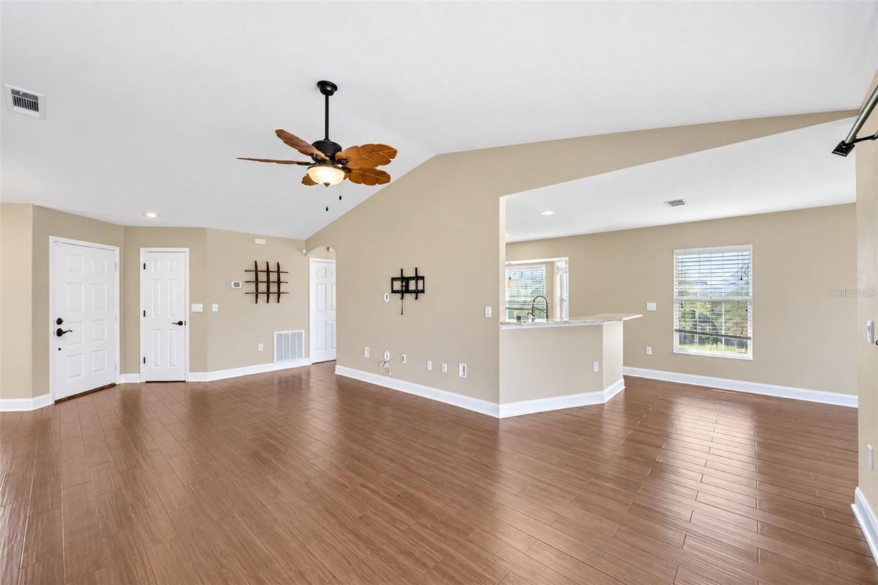 3623 E 62nd Avenue, Bradenton, FL 34203 Photo