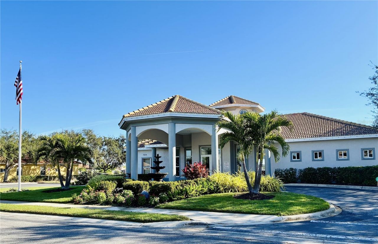6837 74th Street Circle E, Bradenton, FL 34203 Photo