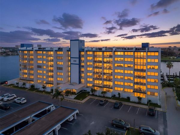 450 TREASURE ISLAND CAUSEWAY, Unit 201, TREASURE ISLAND, FL 33706
