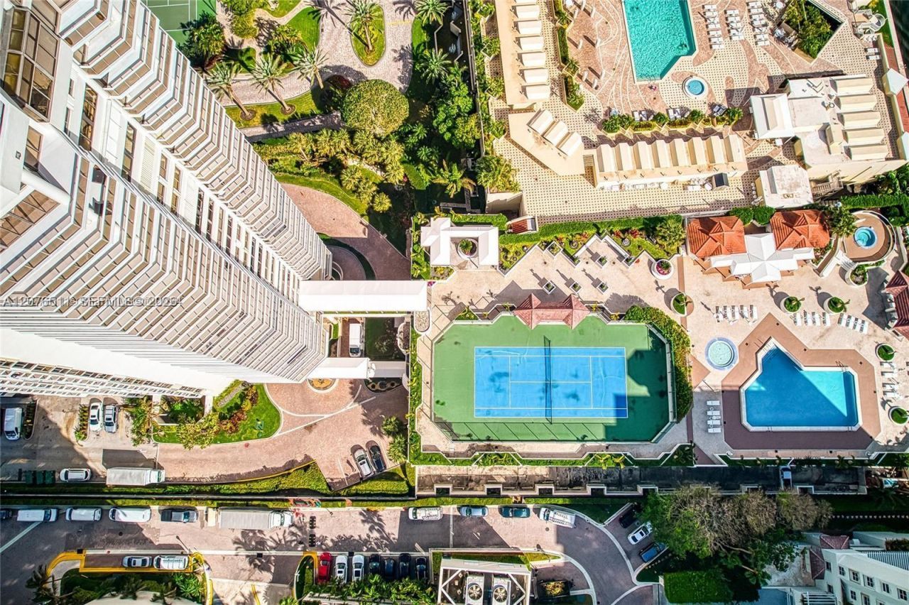 20185 E Country Club Dr, Unit 1209, Aventura, FL 33180 Photo