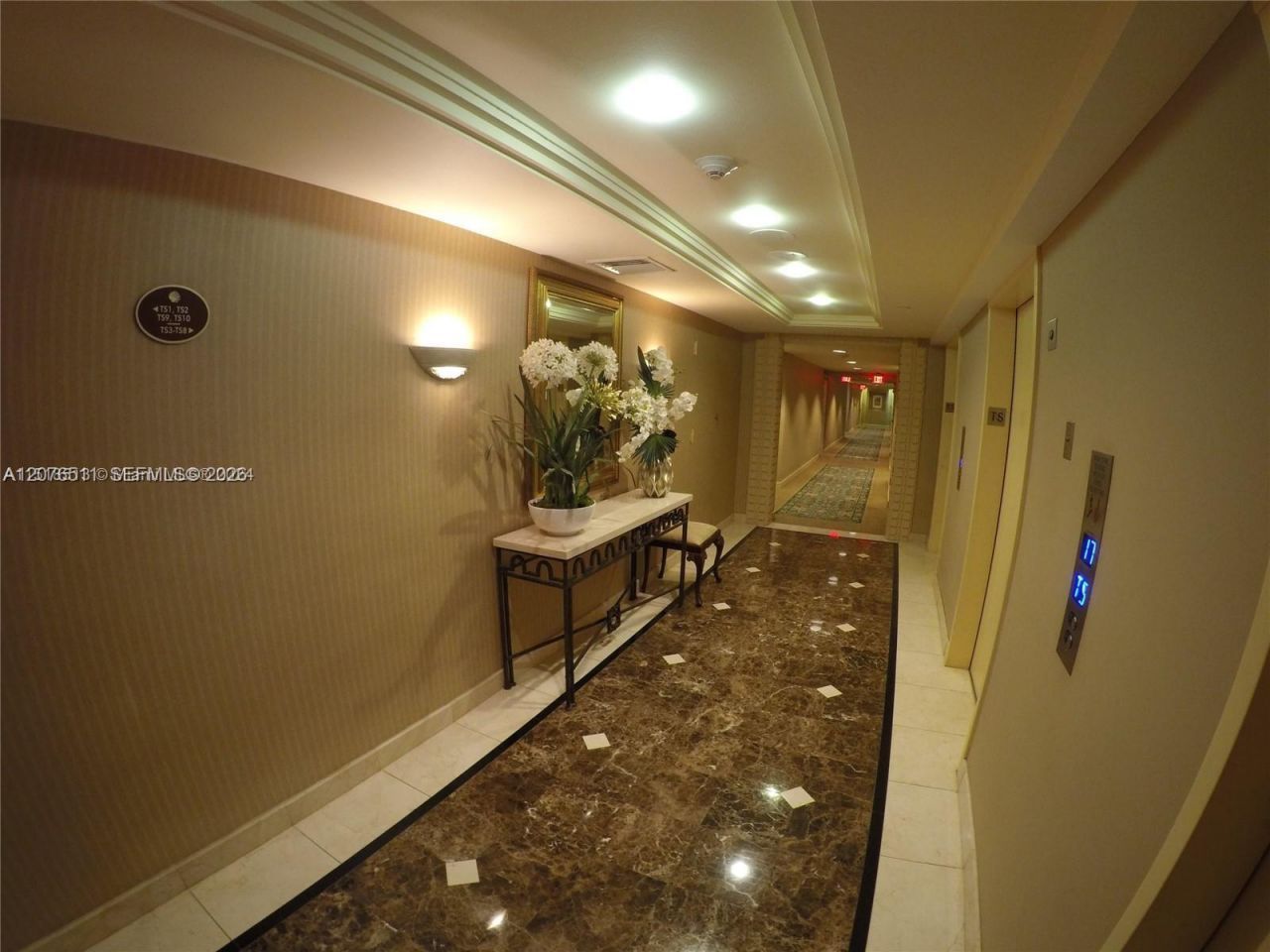 20185 E Country Club Dr, Unit 1209, Aventura, FL 33180 Photo