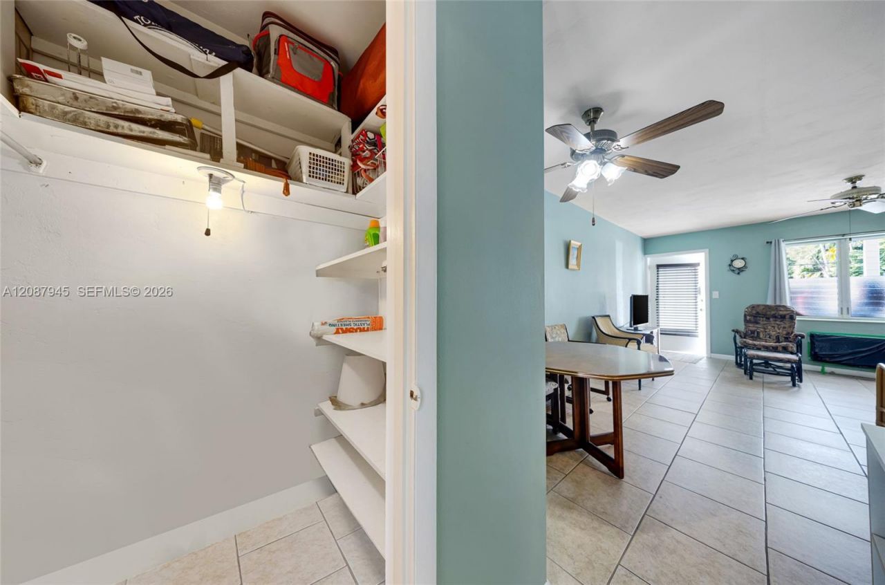 15610 NE 6th Ave, Unit 7D, Miami, FL 33162 Photo