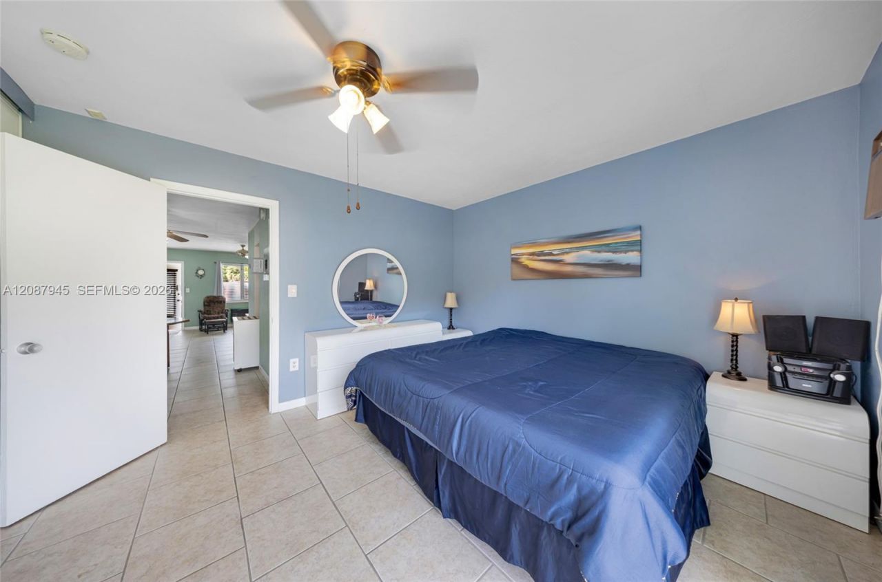 15610 NE 6th Ave, Unit 7D, Miami, FL 33162 Photo