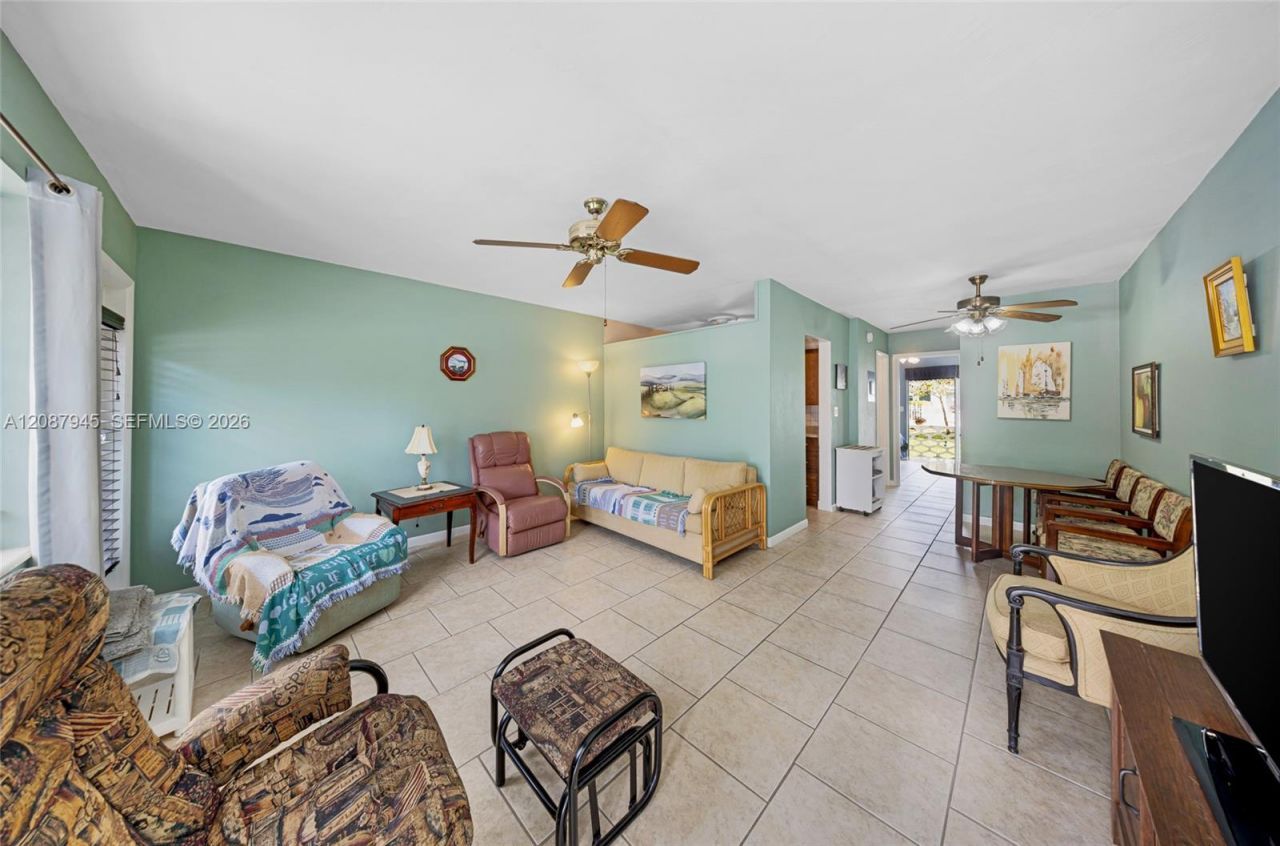 15610 NE 6th Ave, Unit 7D, Miami, FL 33162 Photo