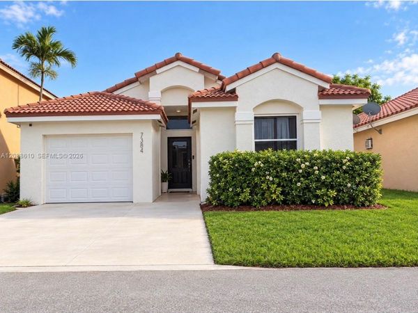 7384 Granada Way , Margate, FL 33063
