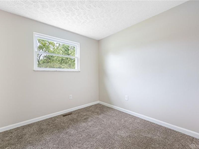 230 Laredo Avenue, Jackson Township, OH 45345 Photo 16