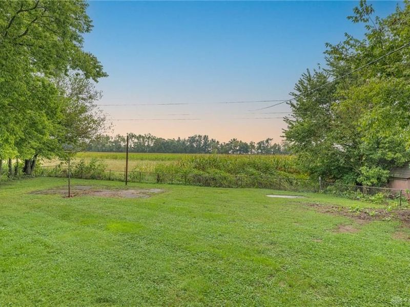 230 Laredo Avenue, Jackson Township, OH 45345 Photo 24