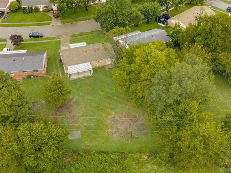 230 Laredo Avenue, Jackson Township, OH 45345 Photo 29