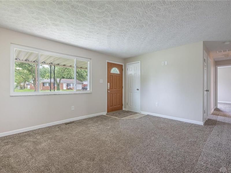 230 Laredo Avenue, Jackson Township, OH 45345 Photo 4