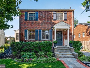 2504 DAVIS AVENUE, ALEXANDRIA, VA 22302