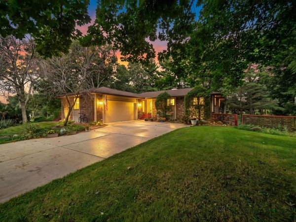 7173 Lakecrest Court, CALEDONIA, IL 61011