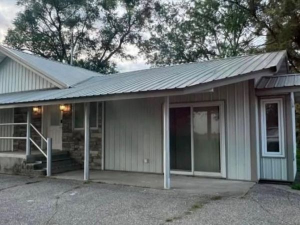 8927 Main Avenue, Clear Lake, MN 55319