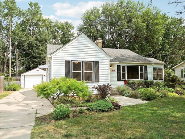 1525 Ramsey Street, Hastings, MN 55033