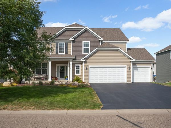 9354 Summerlin Road, Woodbury, MN 55129