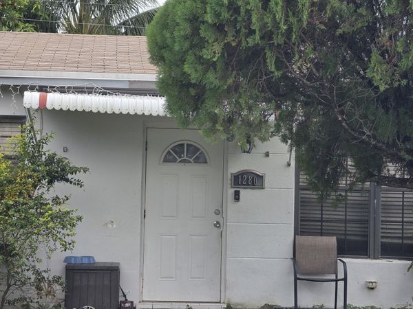 1280 NE 214TH Street, Miami, FL 33179