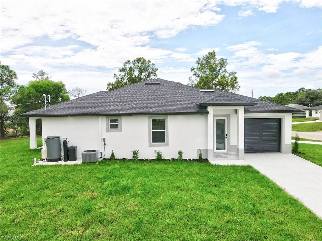 2117 Leda Ave S, Lehigh Acres, FL 33973 Photo