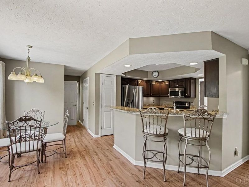7147 King James Court, Cincinnati, OH 45247 Photo 7