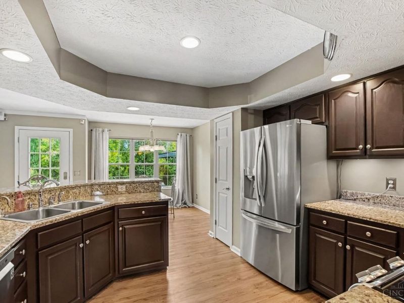 7147 King James Court, Cincinnati, OH 45247 Photo 9