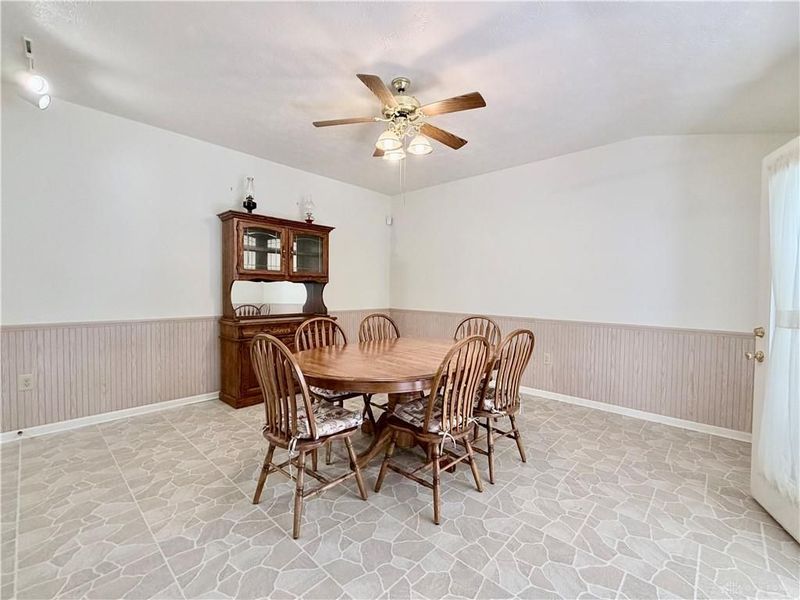 1848 Rosina Drive, Miamisburg, OH 45342 Photo 10