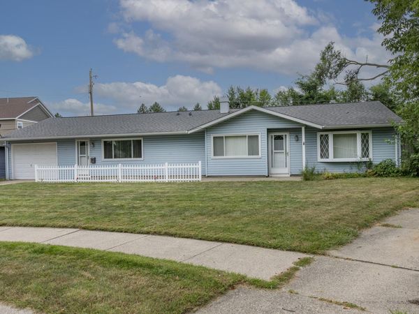 929 SIMON Court, South Bend, IN 46615