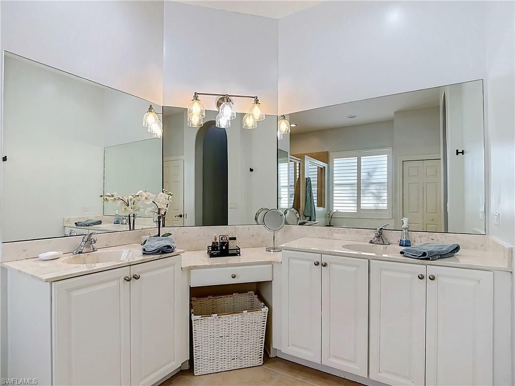 28290 L Burton Fletcher Ct, Bonita Springs, FL 34135 Photo