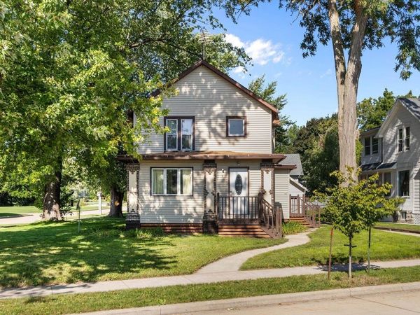 3 EVELINE STREET, Oshkosh, WI 54901