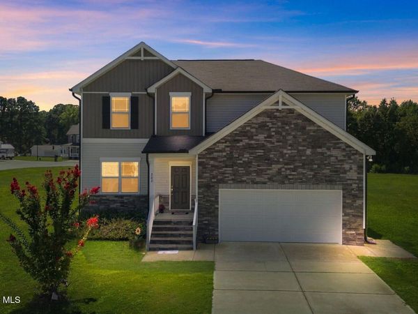 202 Queenstown Drive , Kenly, NC 27542