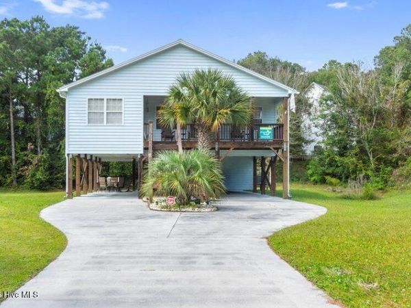 303 Osprey Ridge Court, Emerald Isle, NC 28594