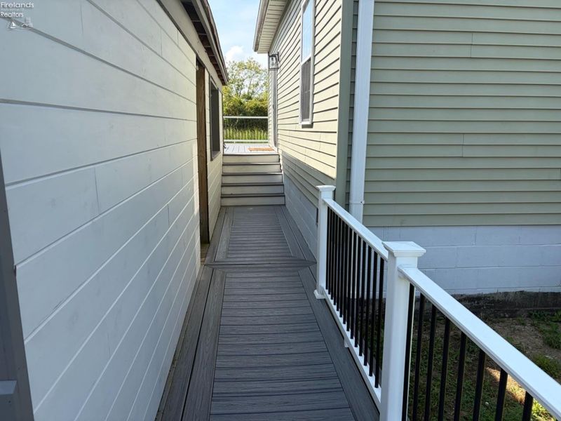 203 Lower Cliff Drive, Kelleys Island, OH 43438 Photo 20