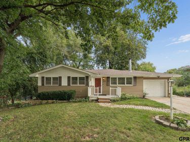 5834 Read Street, Omaha, NE 68152
