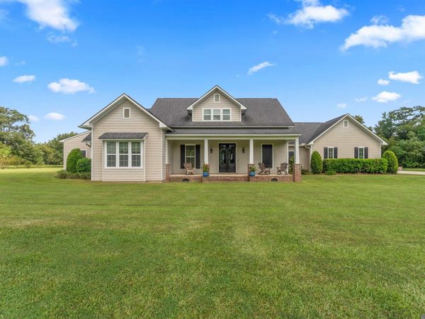 863 E Plains Port Hudson Rd, Zachary, LA 70791