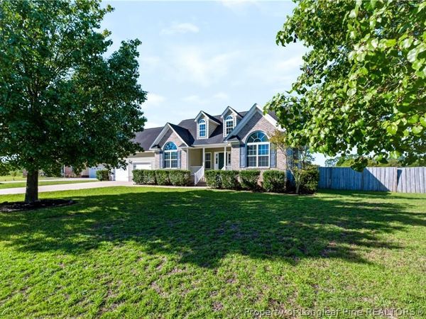 5604 Quiet Acres Lane, Wade, NC 28395
