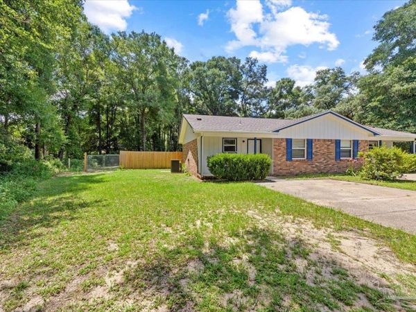 6587 Bass Ln, Milton, FL 32570