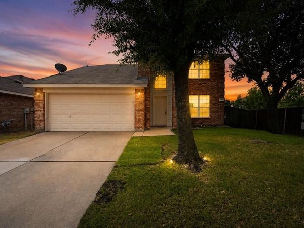 1400 Mountain Air Trail, Fort Worth, TX 76131