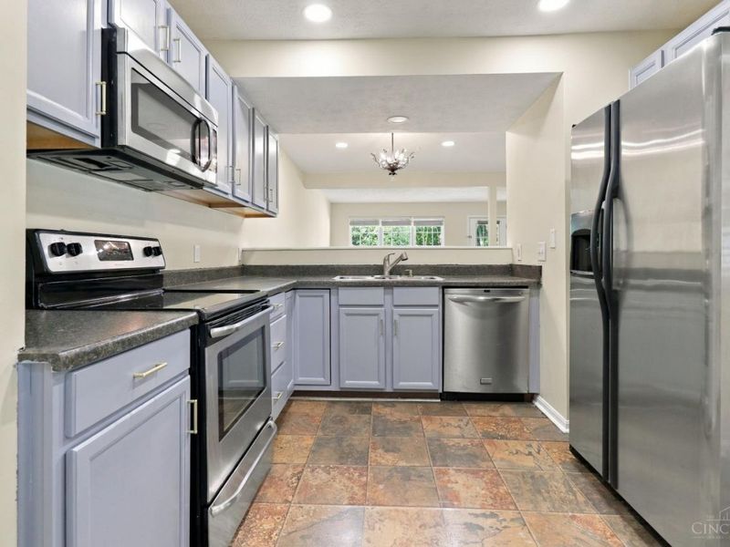 7576 Lake Pointe, Hamilton Township, OH 45039 Photo 7