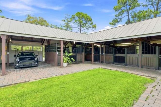 14902 Paddock Drive, Wellington, FL 33414 Photo