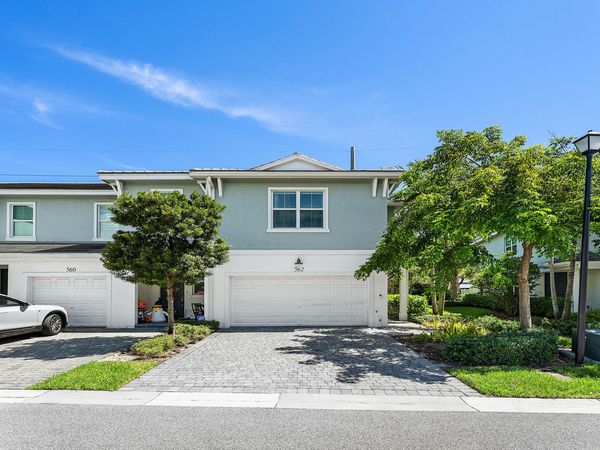 562 PARSONS Way, Deerfield Beach, FL 33442