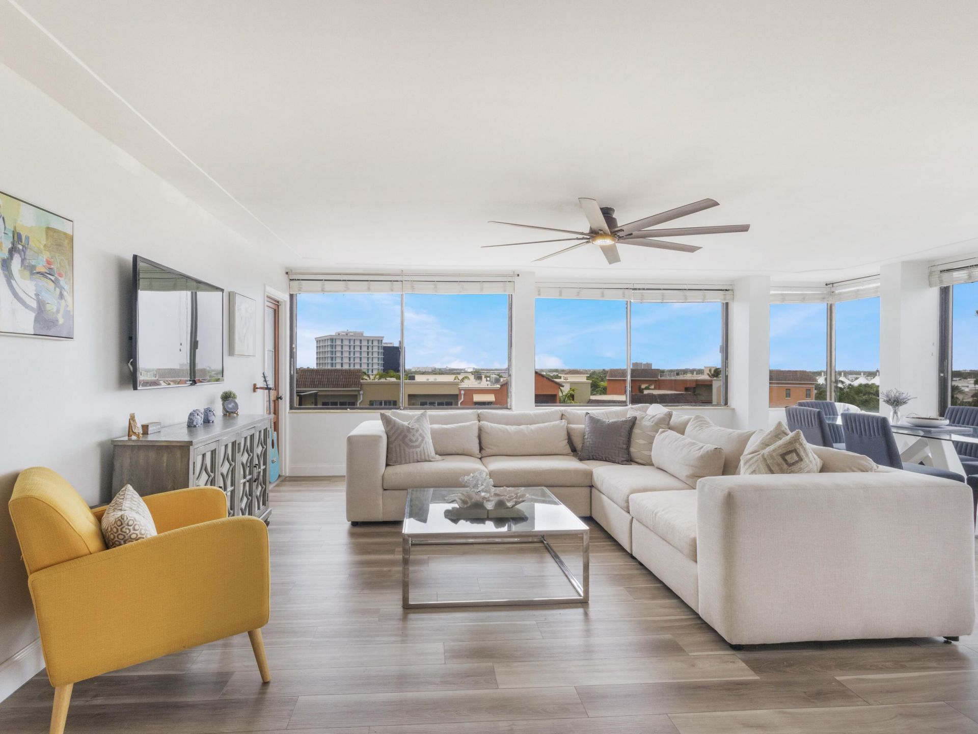 1500 Presidential Way, Unit 701, West Palm Beach, FL 33401 Photo